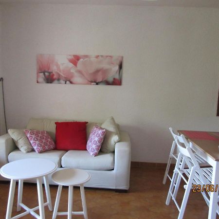 Au Calme Residence L'Ile Heureuse เลแล็คส์ ภายนอก รูปภาพ